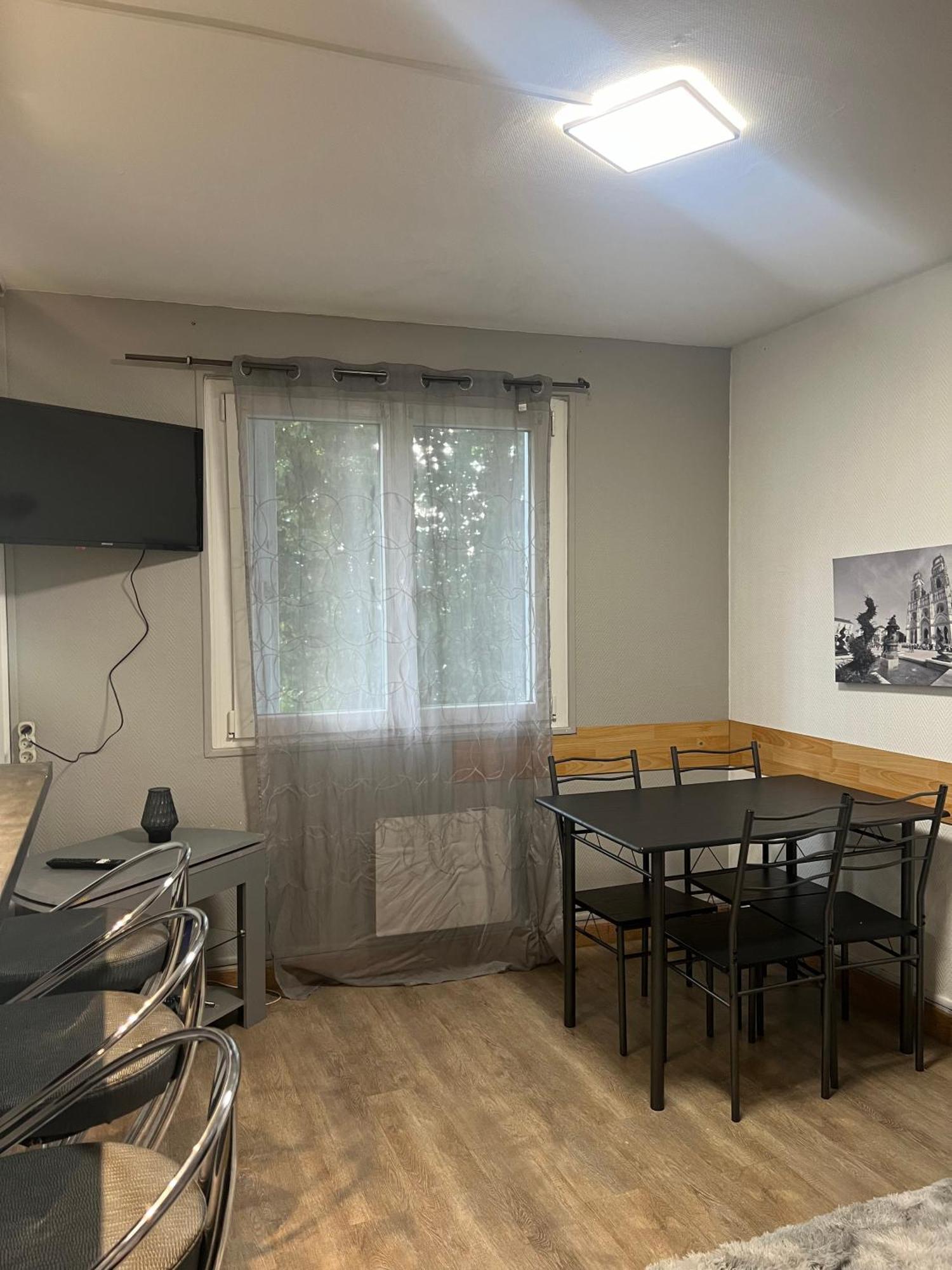 Appartement Business&Famille Pres Gare Orleans Tv Wifi Exteriör bild
